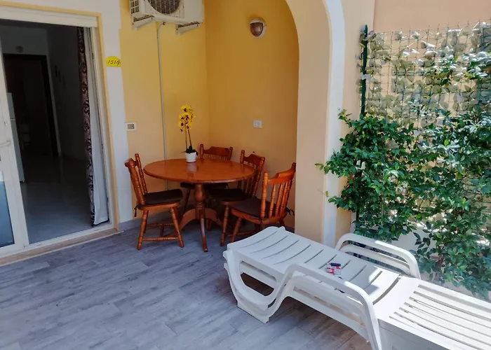 Sunshine Calabria בית נופש פיצו